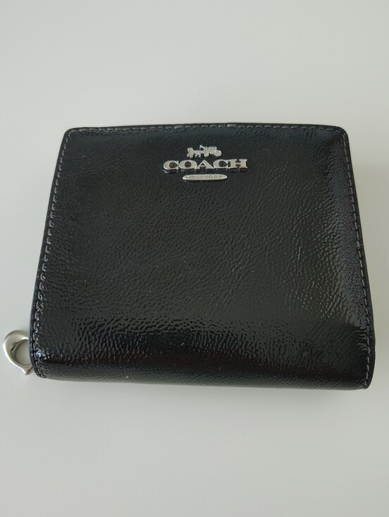 Coach Accessories - Coach Glossy Black Patent Leather Zip Around Wallet - New